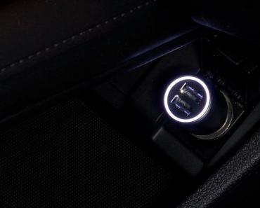 Xiaomi Mi Car Charger rychlá verze: demontáž a instalace Mi Car Charger - hnědý doplněk do auta